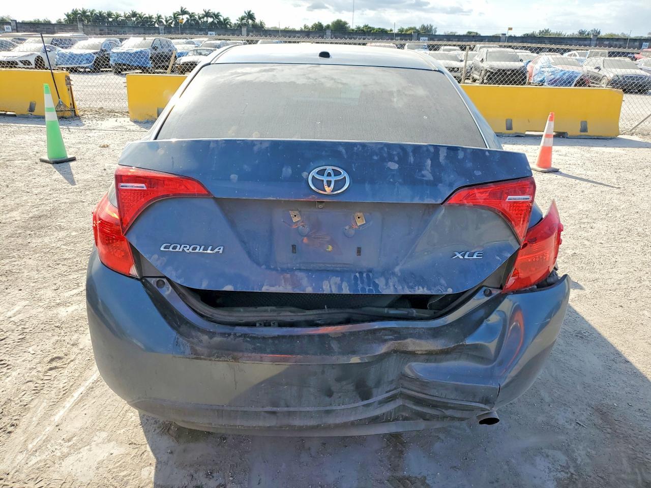 2017 TOYOTA COROLLA