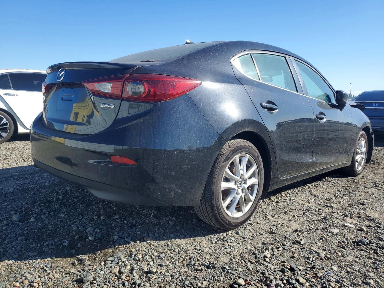 2014 MAZDA 3