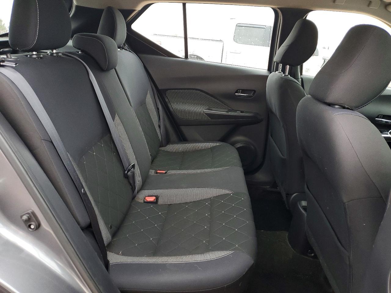 2019 NISSAN KICKS