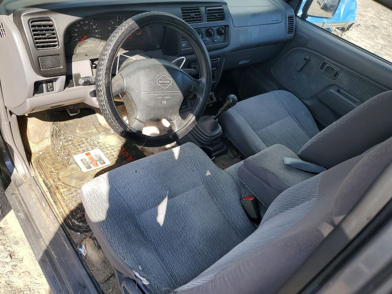2000 NISSAN Frontier