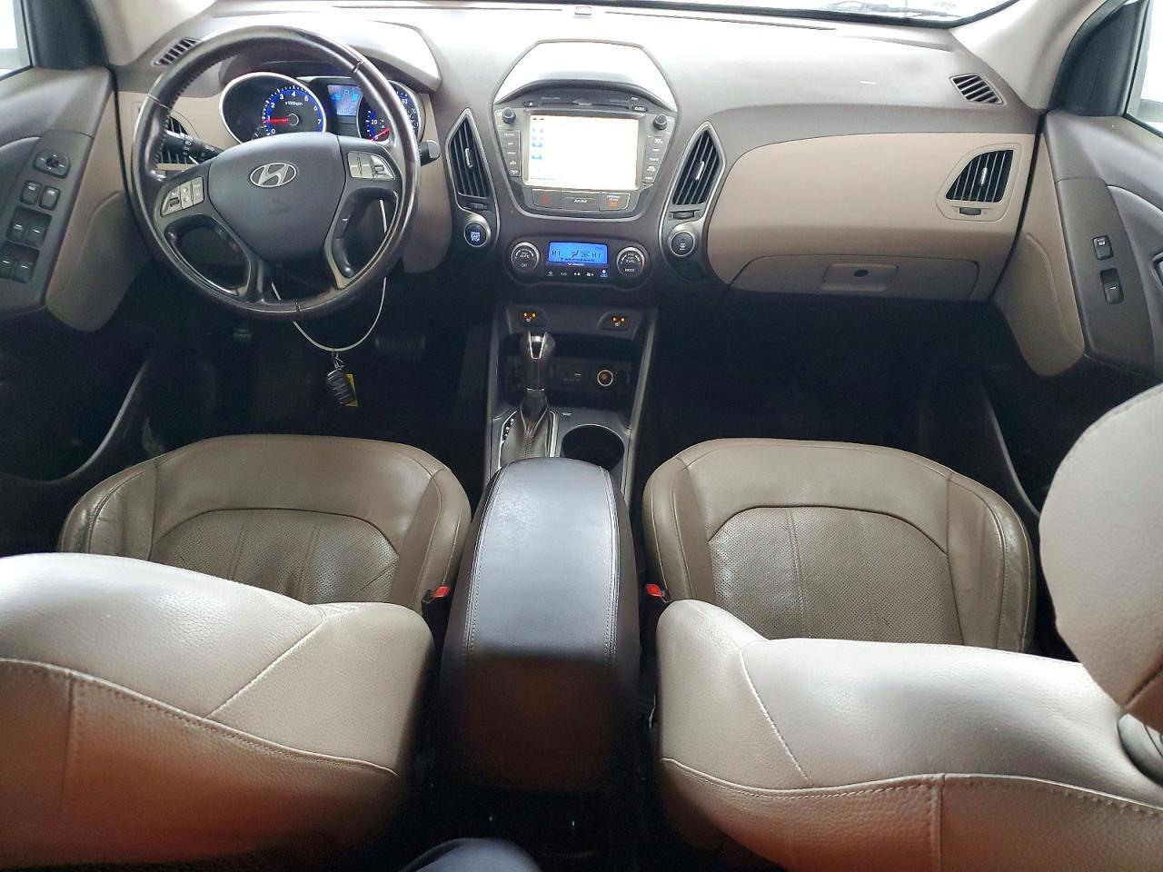 2015 HYUNDAI TUCSON