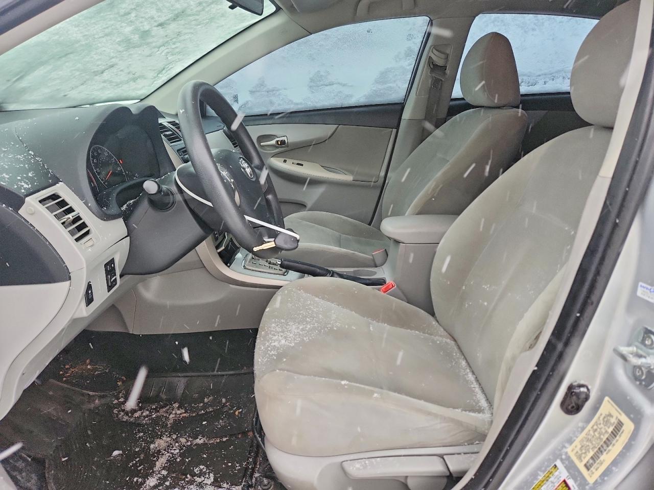 2013 TOYOTA COROLLA