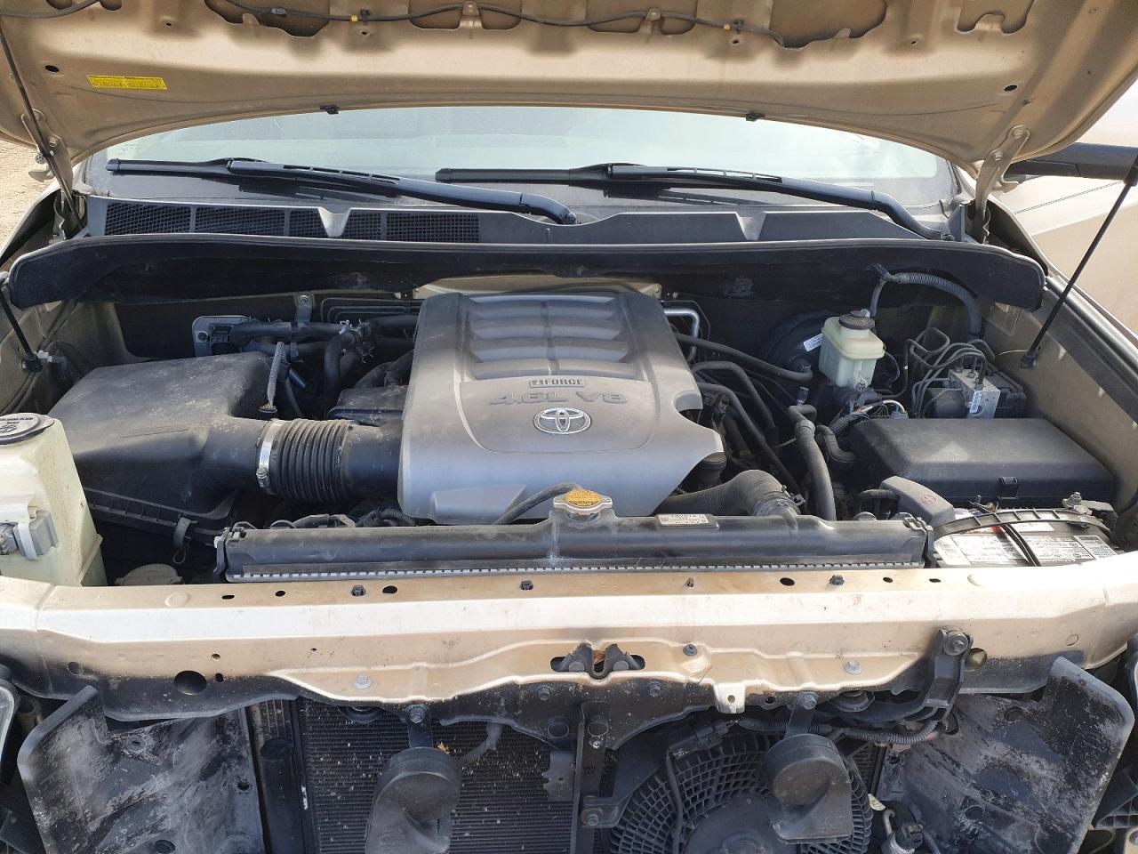 2010 TOYOTA Sequoia