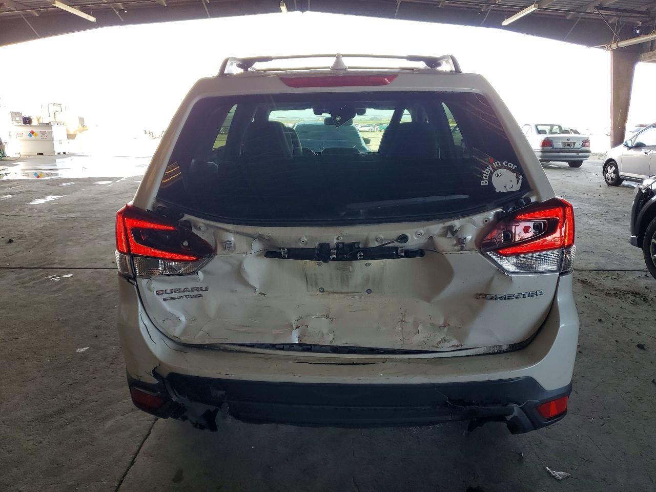 2021 SUBARU FORESTER