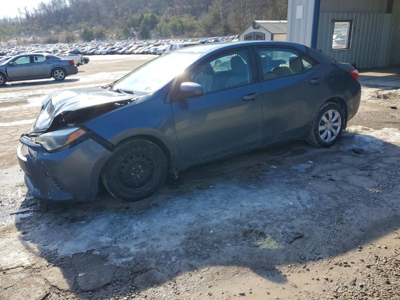 2016 TOYOTA COROLLA