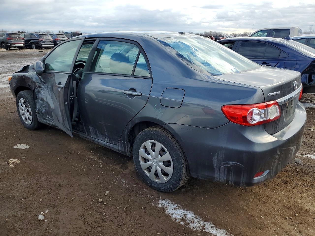 2011 TOYOTA COROLLA