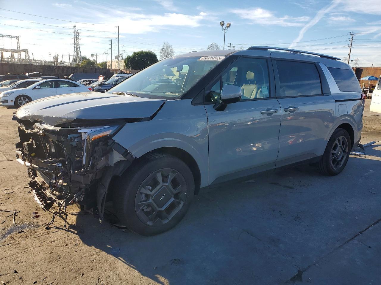 2025 KIA Carnival