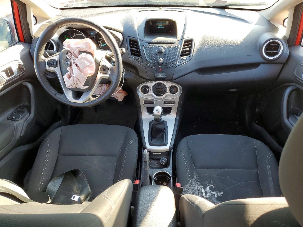2014 FORD Fiesta