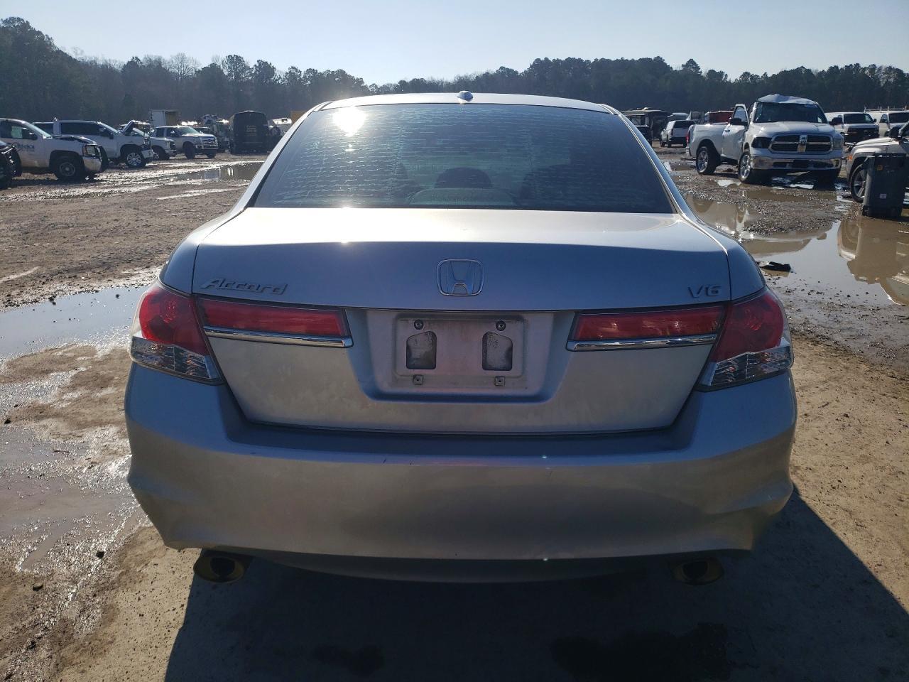 2011 HONDA ACCORD