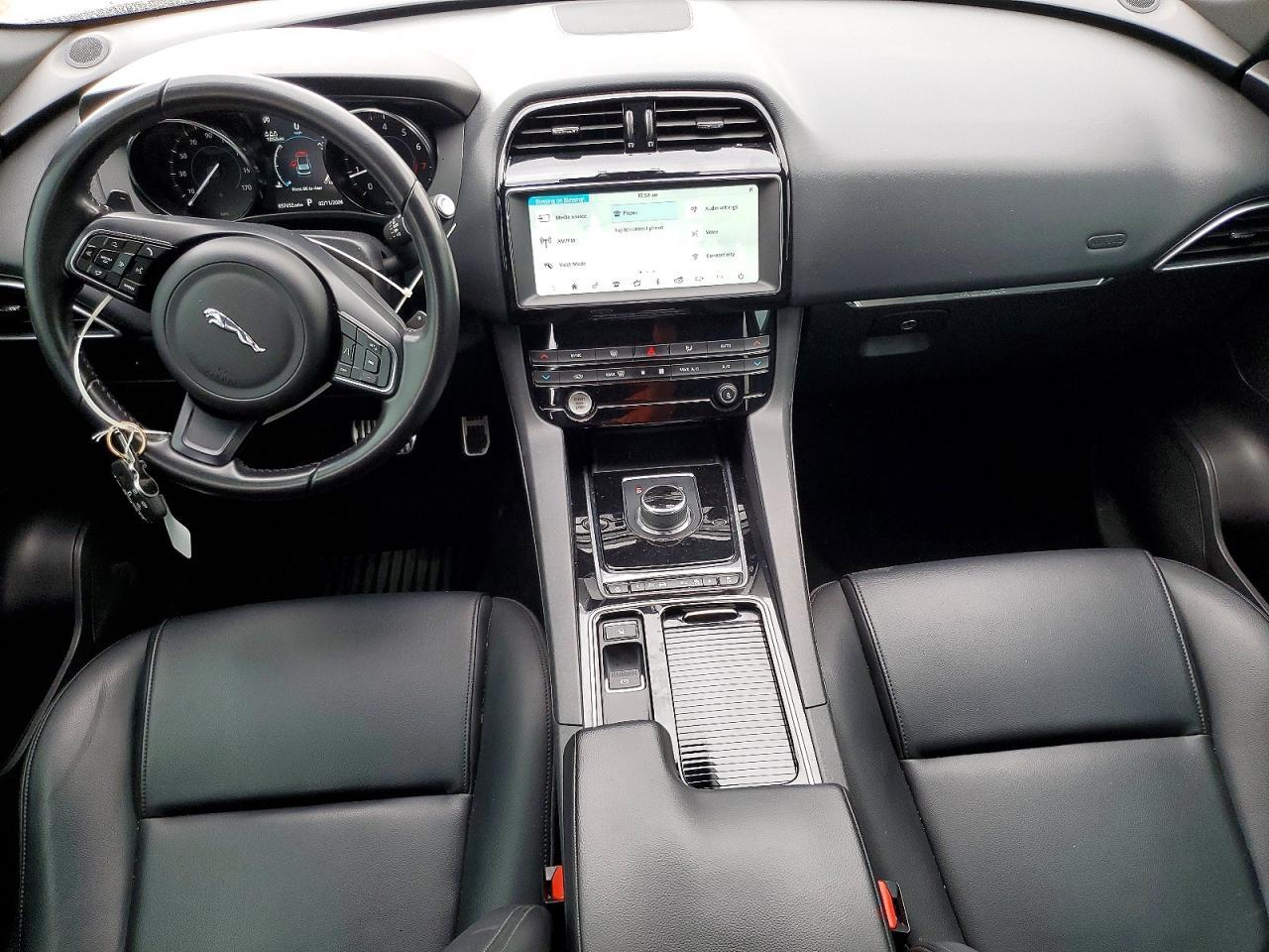 2019 JAGUAR F-Pace