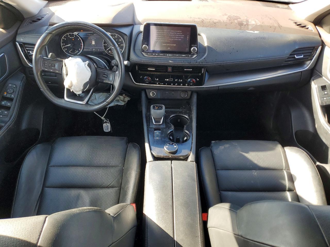 2021 NISSAN