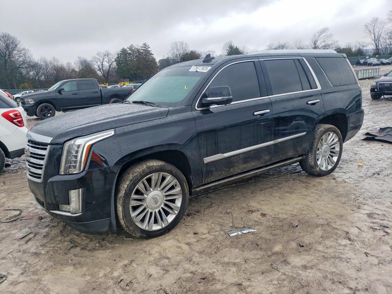 2018 CADILLAC ESCALADE