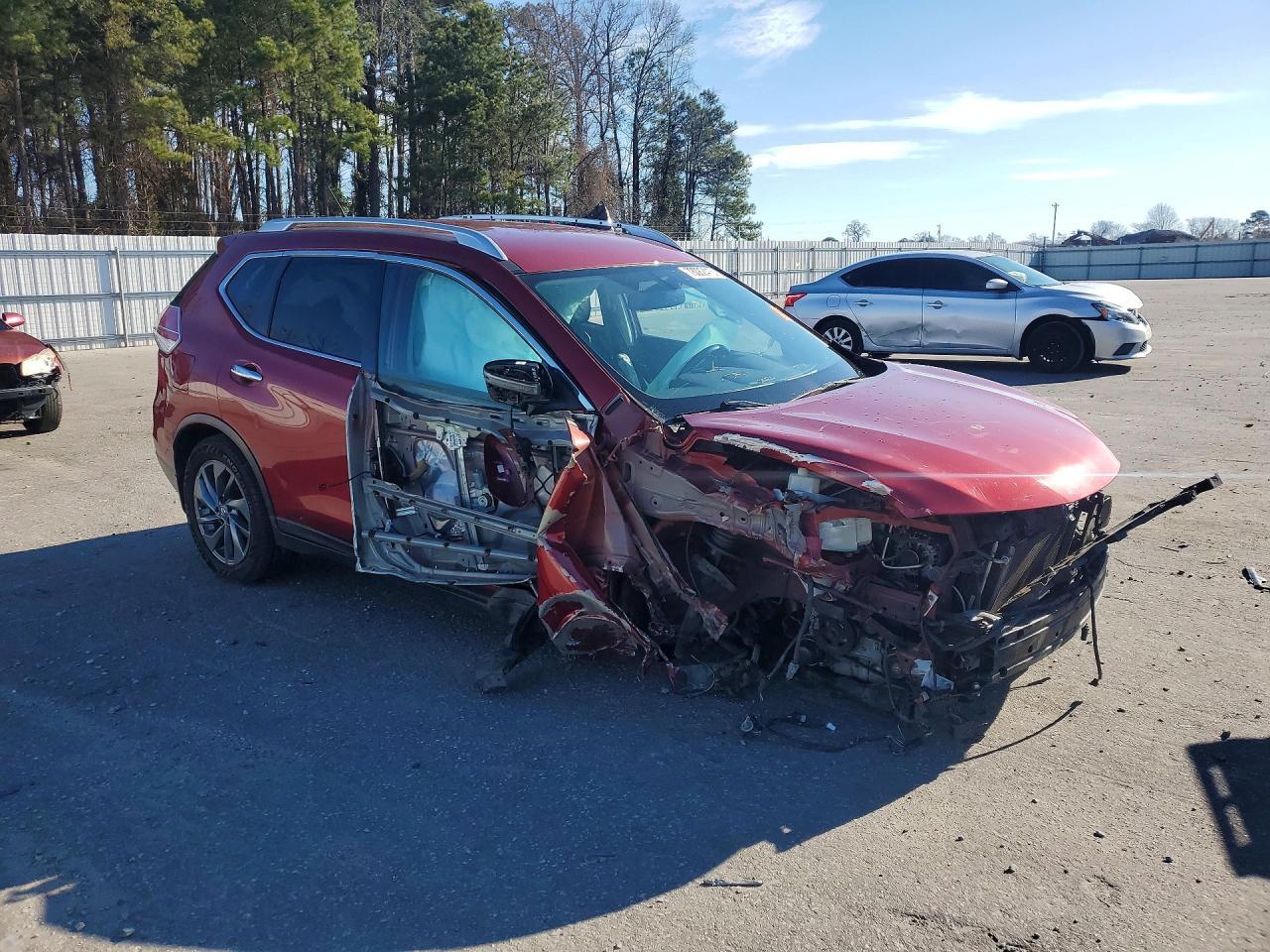 2016 NISSAN ROGUE