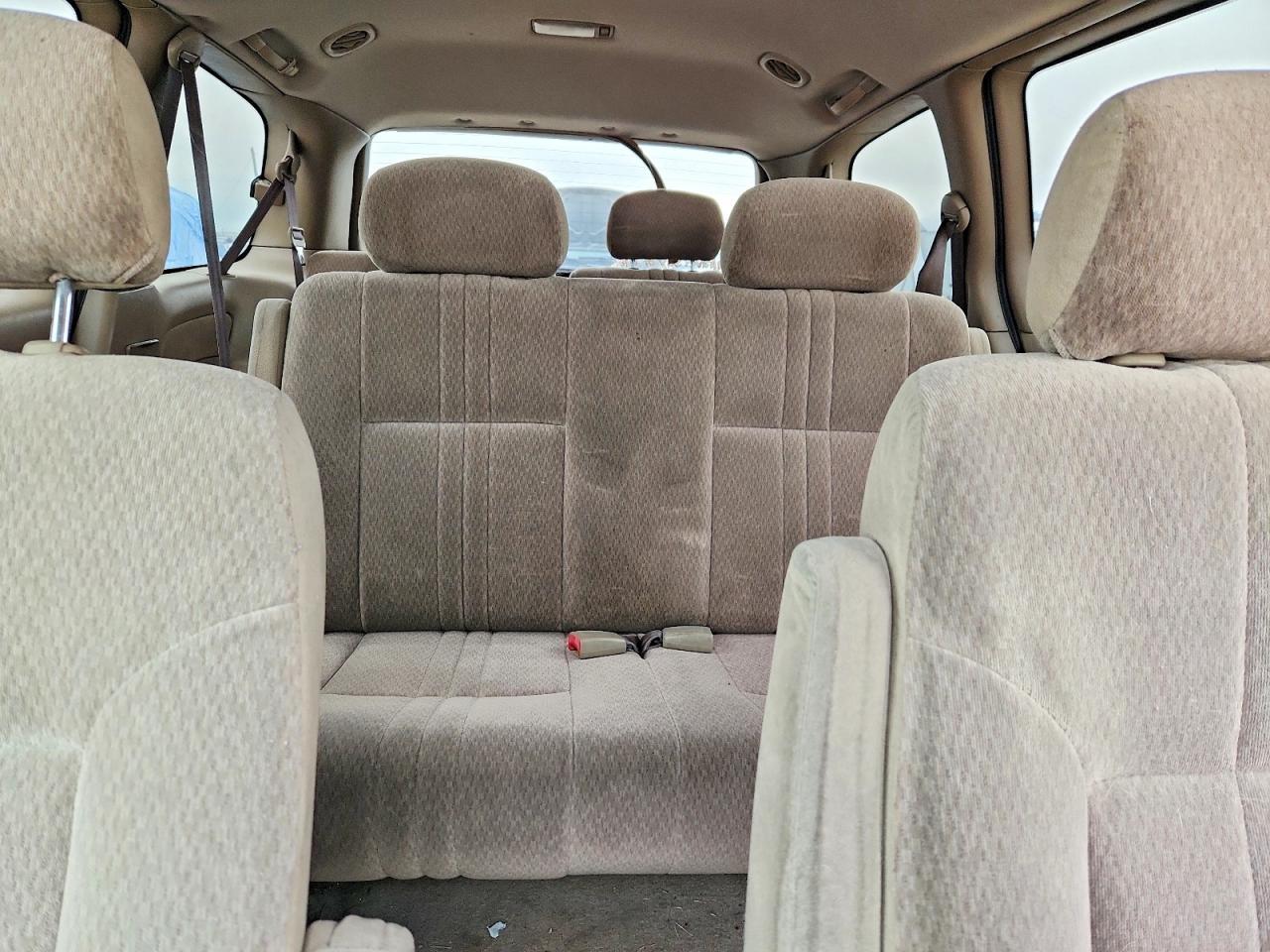 2002 TOYOTA SIENNA