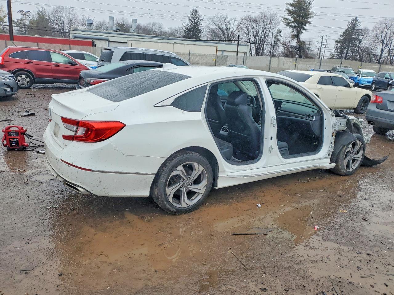 2018 HONDA ACCORD