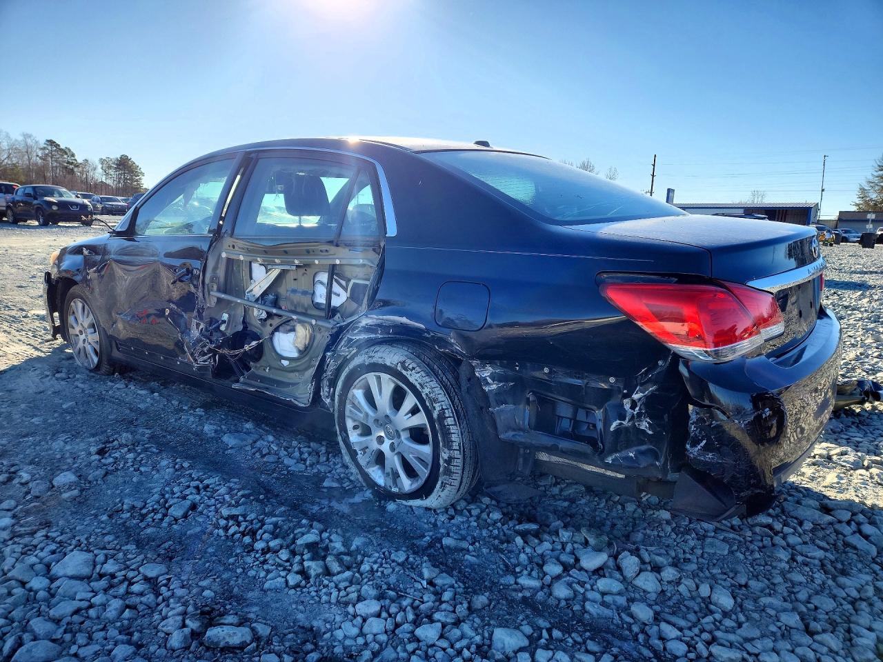 2011 TOYOTA Avalon