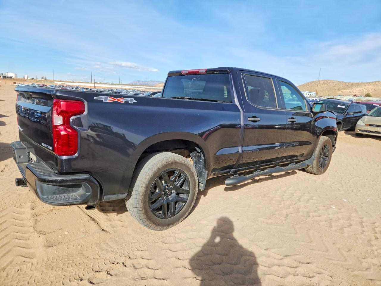 2023 CHEVROLET Silverado