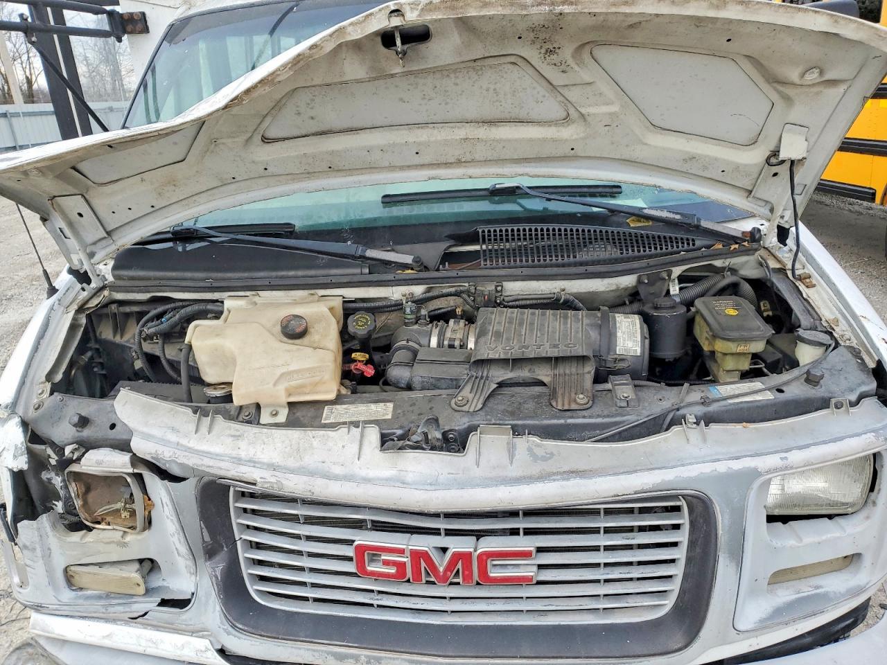 2001 GMC Savana