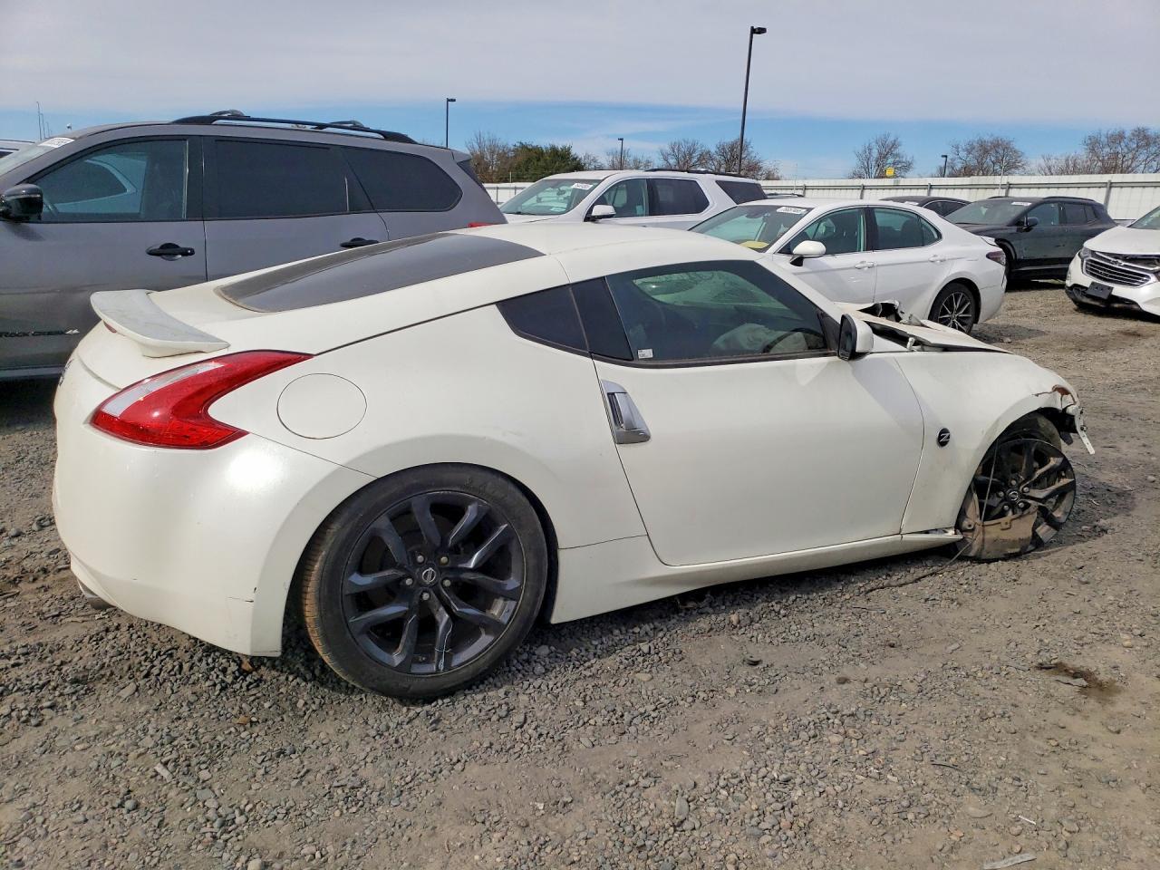 2016 NISSAN 370Z
