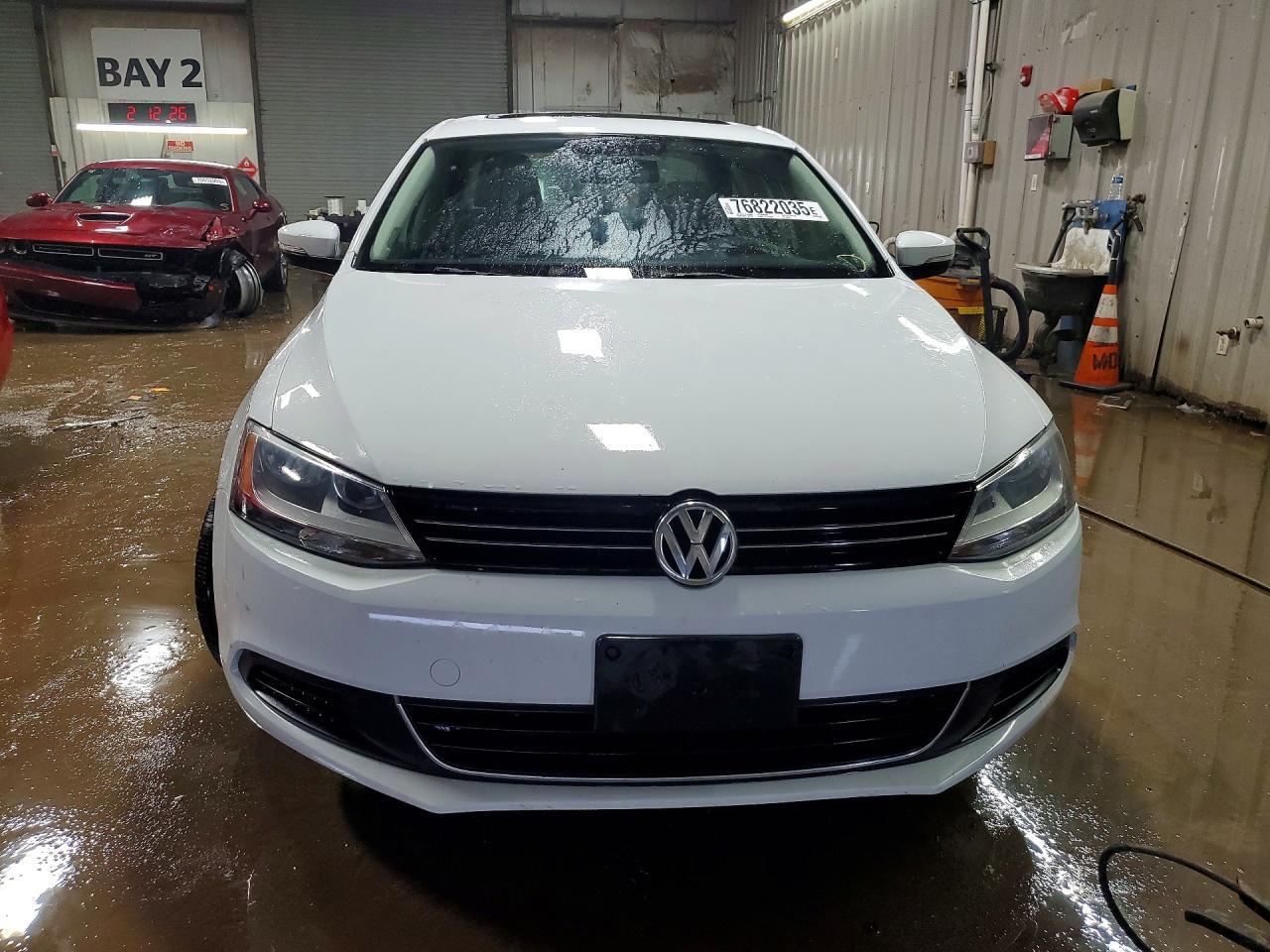 2014 VOLKSWAGEN JETTA