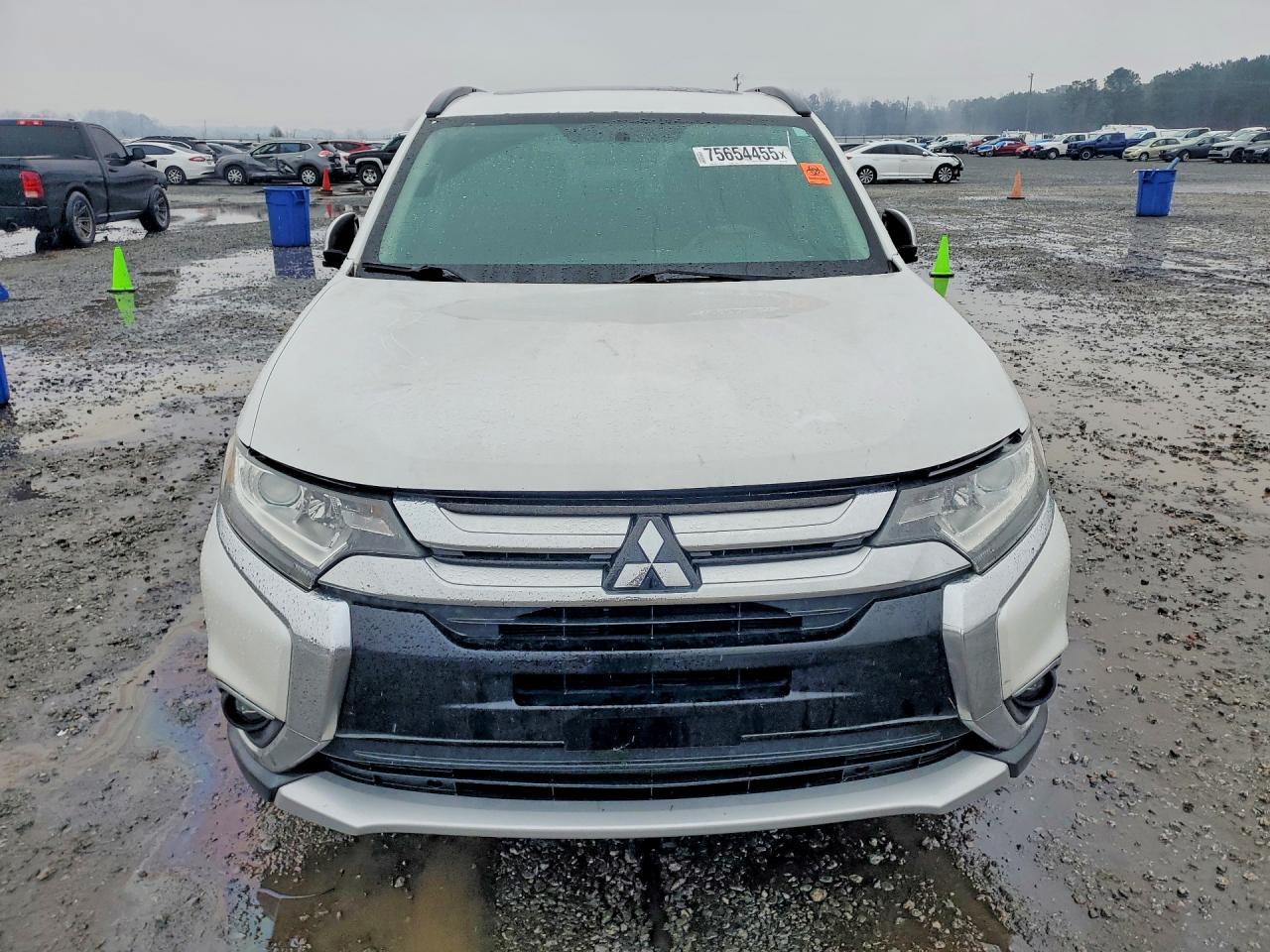 2016 MITSUBISHI outlander