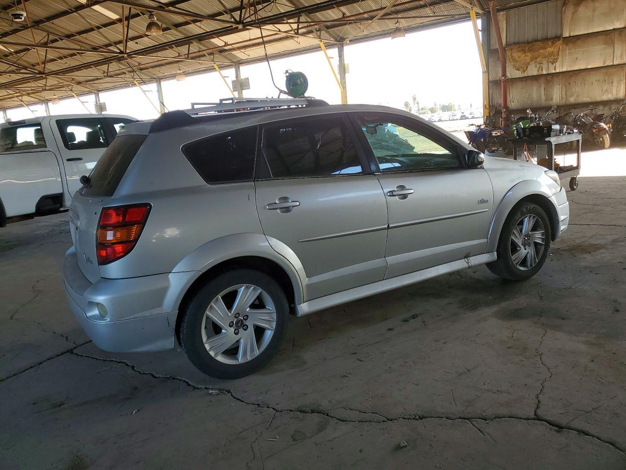 2004 PONTIAC VIBE