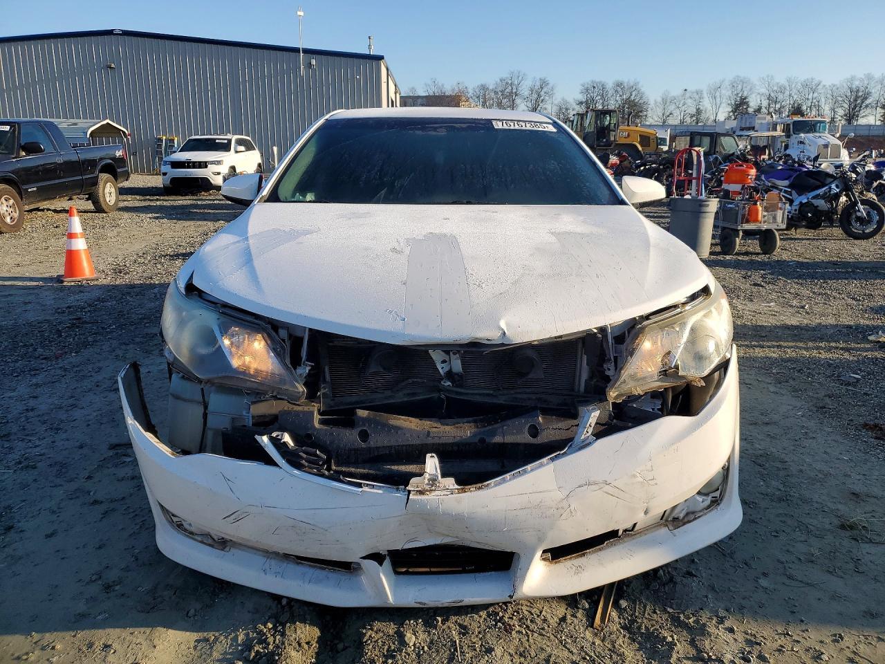 2014 TOYOTA CAMRY
