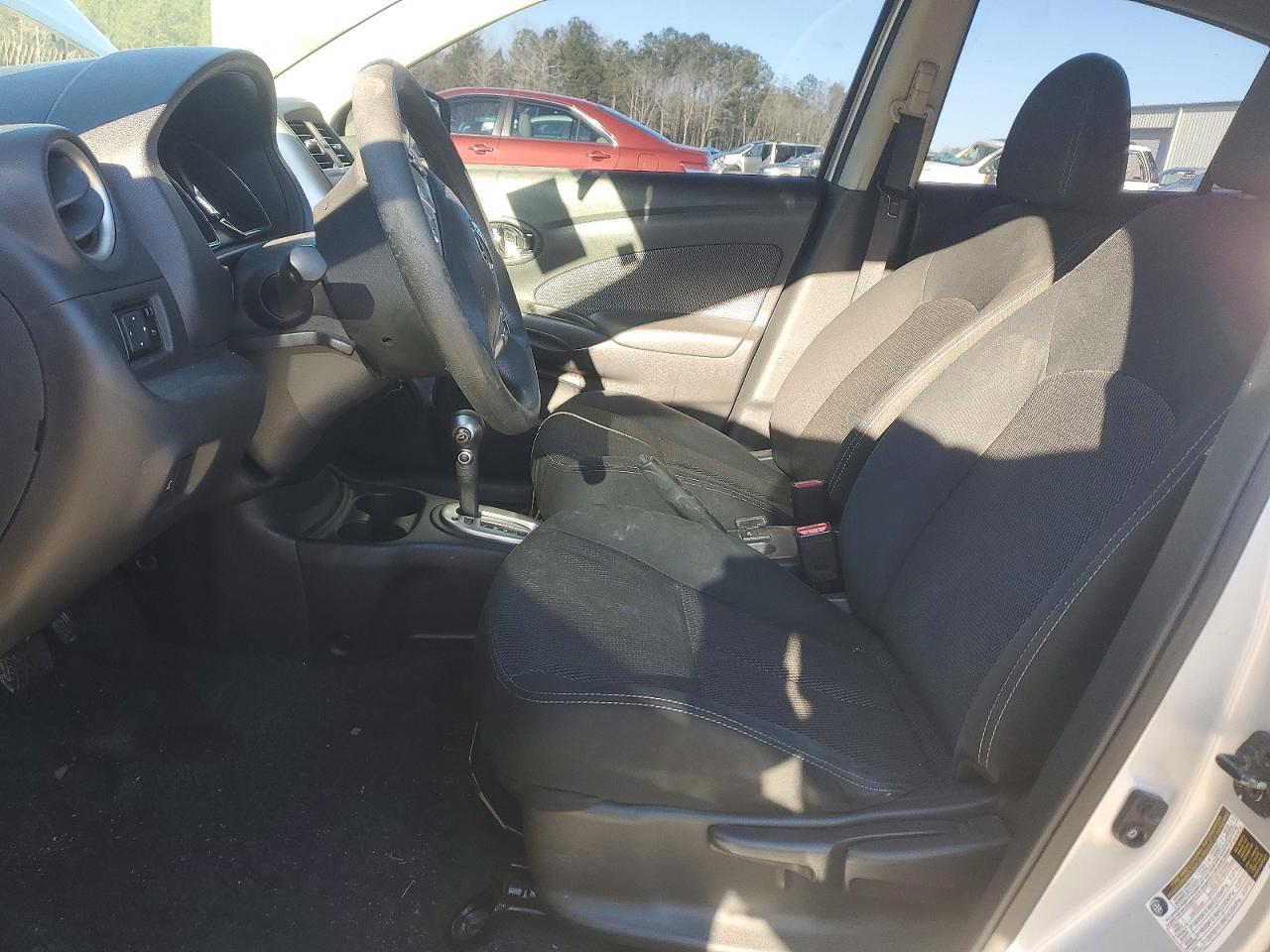 2016 NISSAN VERSA