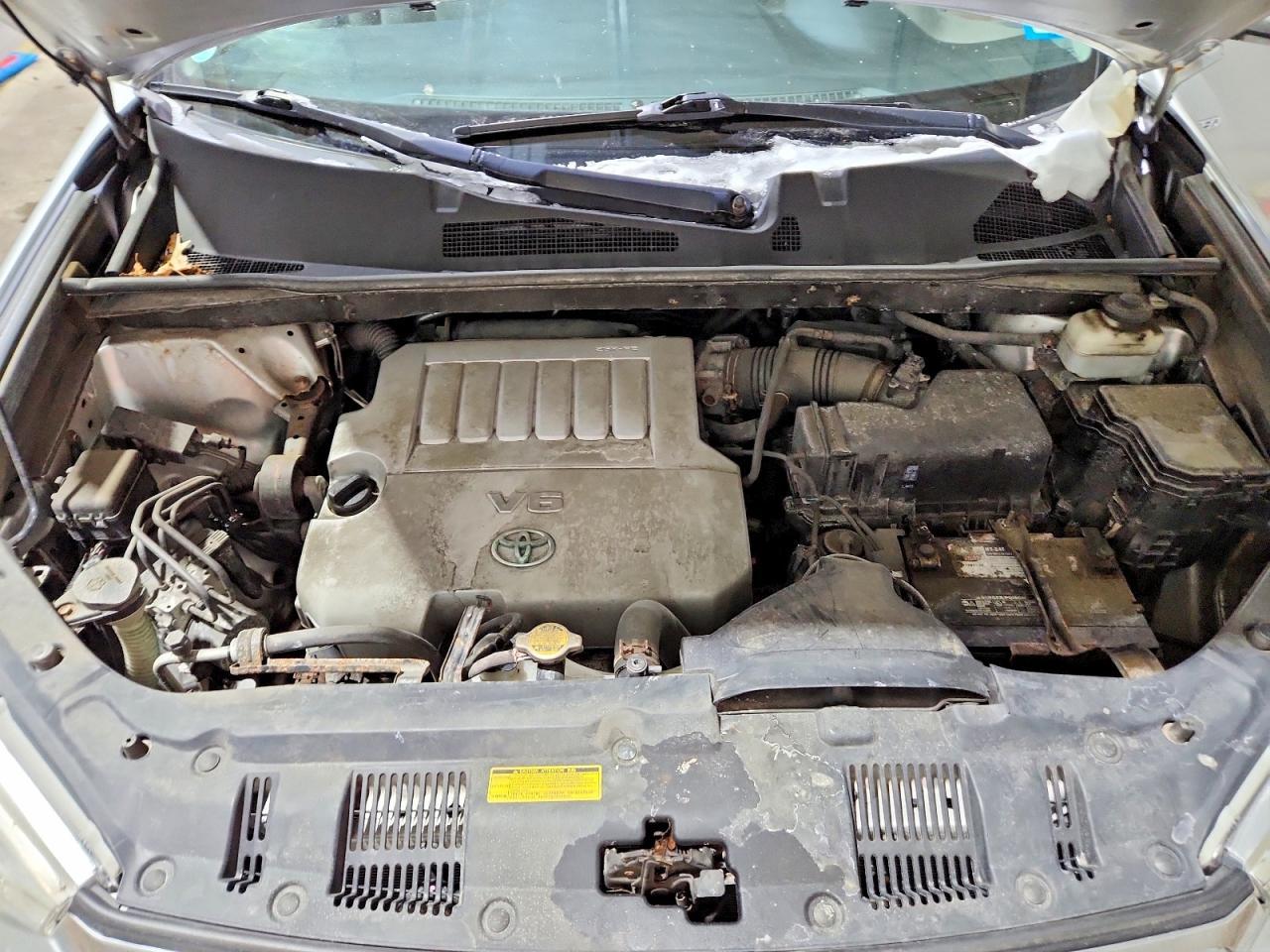 2011 TOYOTA HIGHLANDER