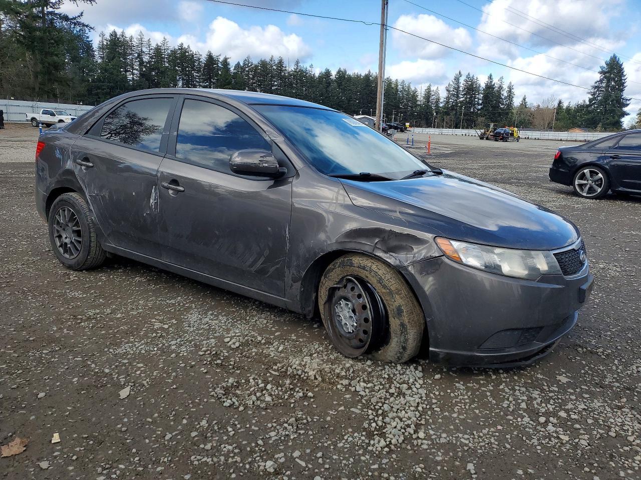 2011 KIA FORTE