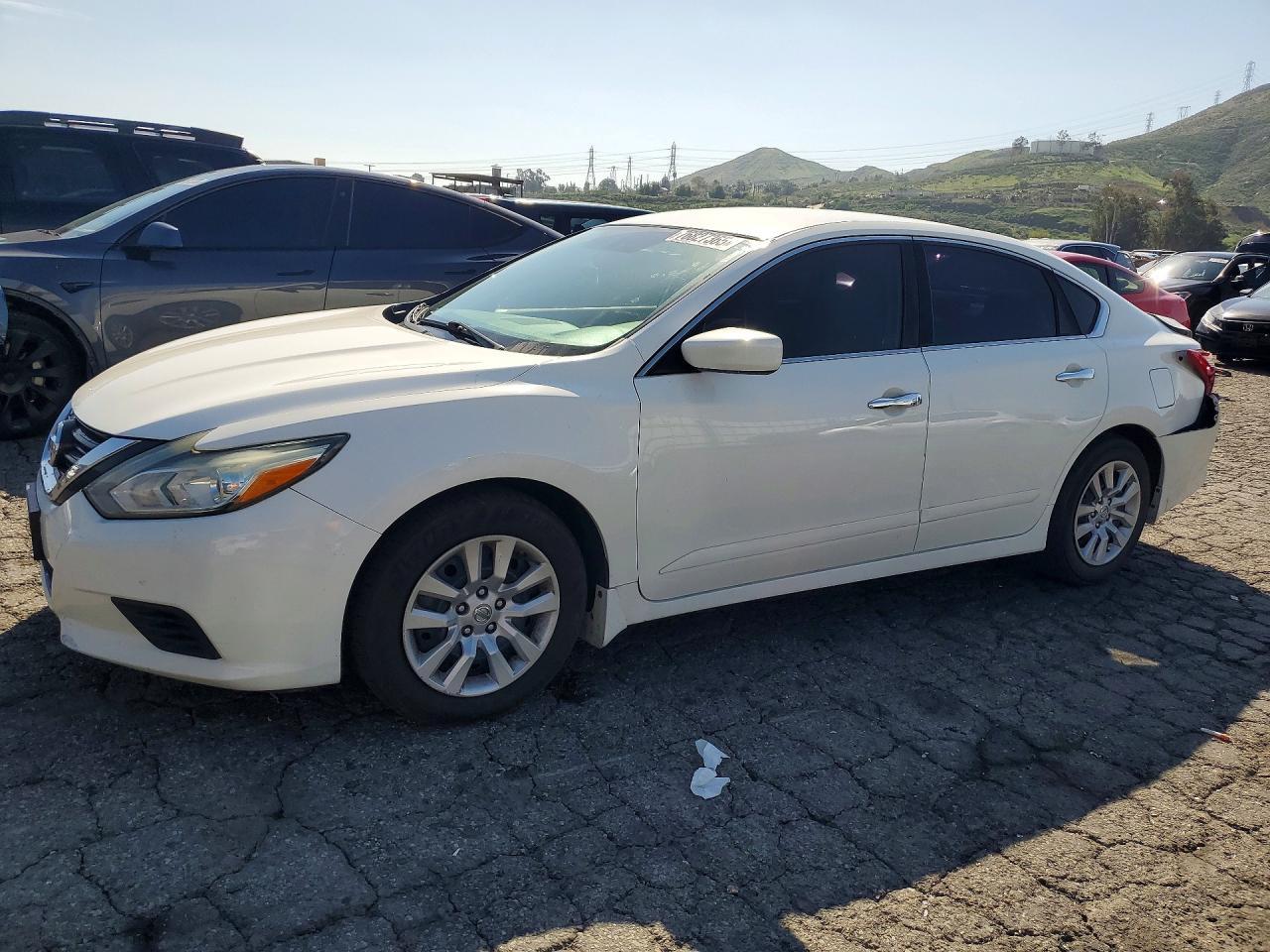 2017 NISSAN ALTIMA