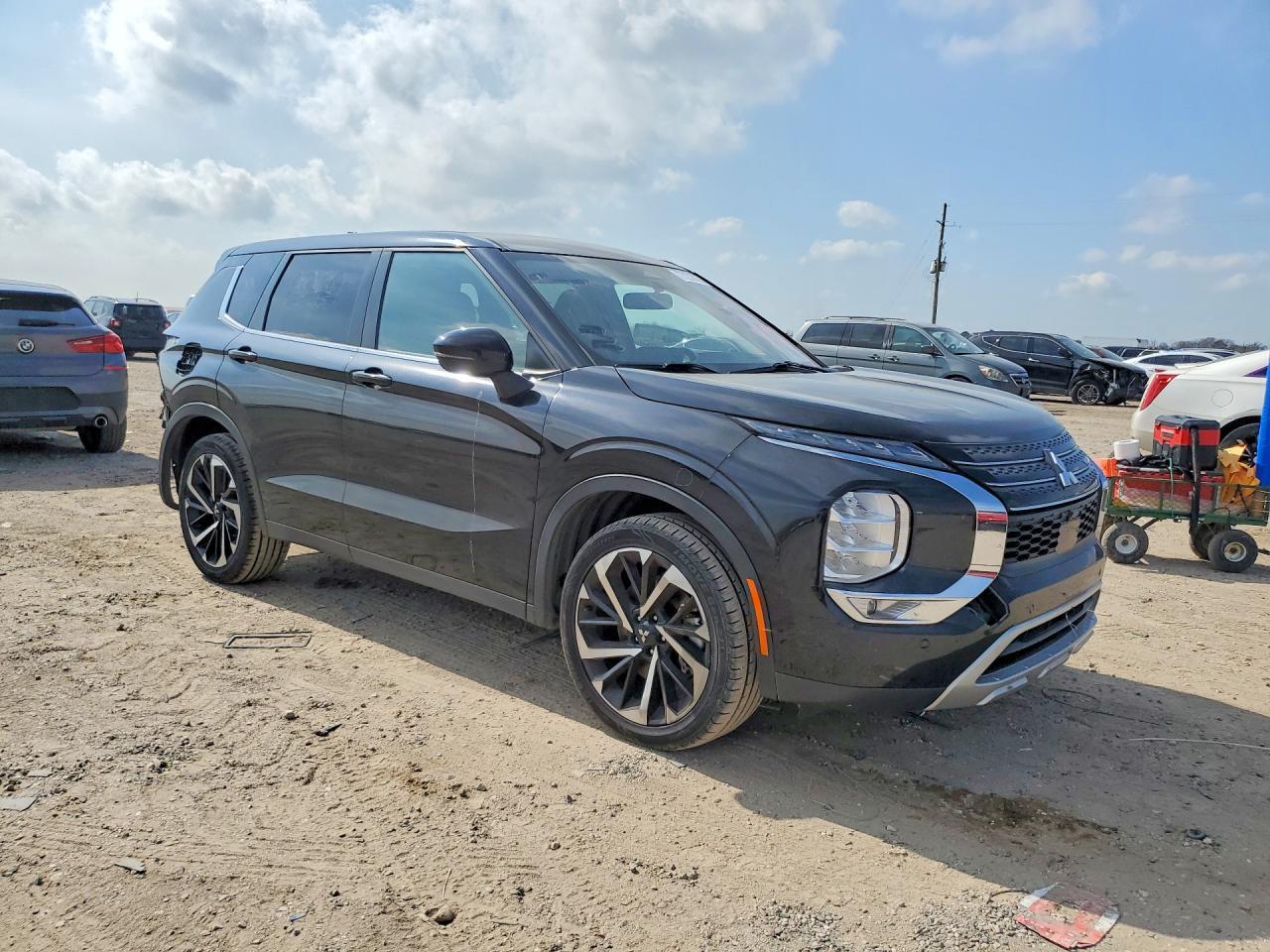 2024 MITSUBISHI outlander