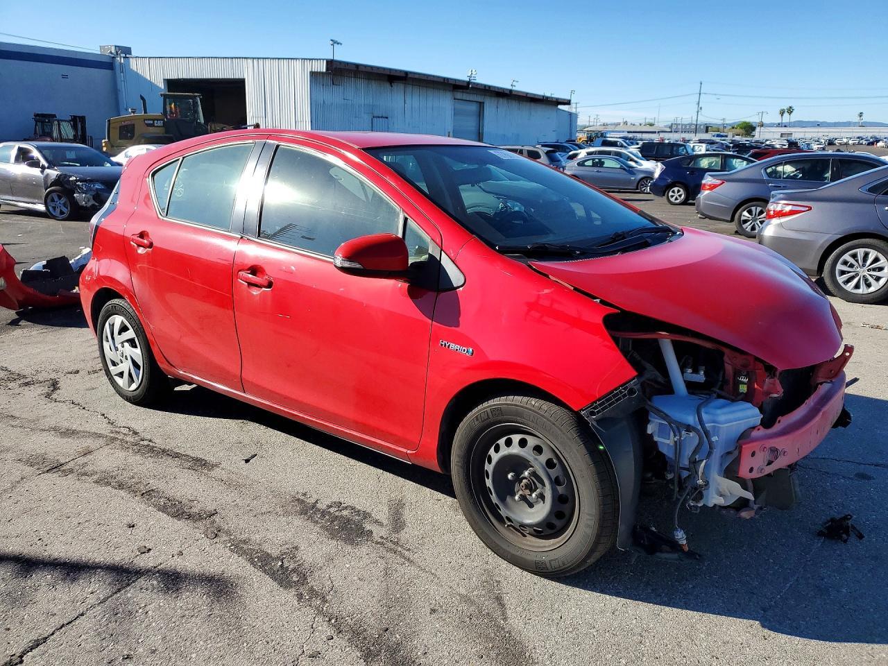 2015 TOYOTA Prius c