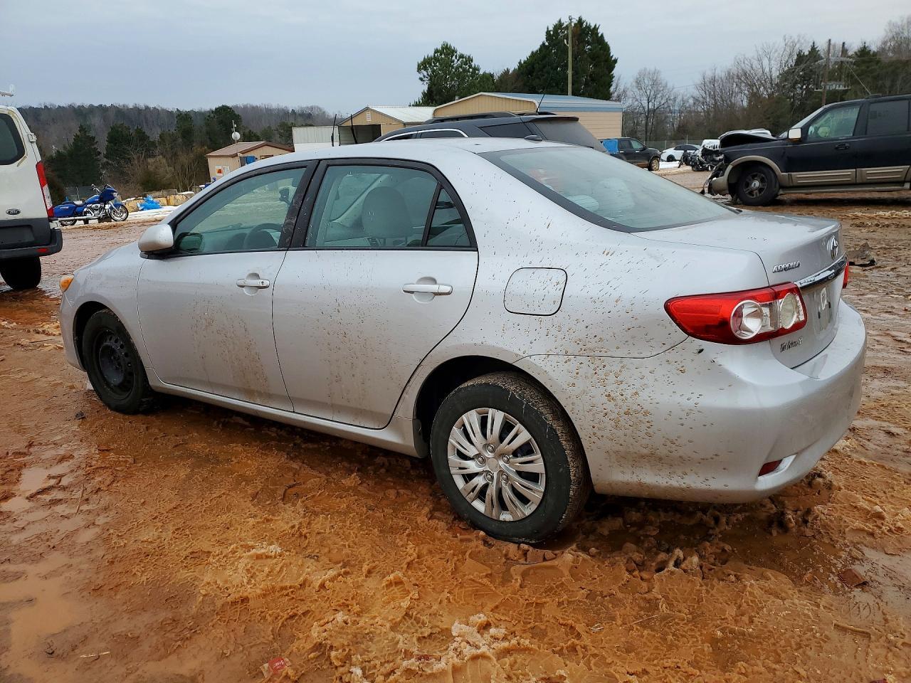 2011 TOYOTA COROLLA
