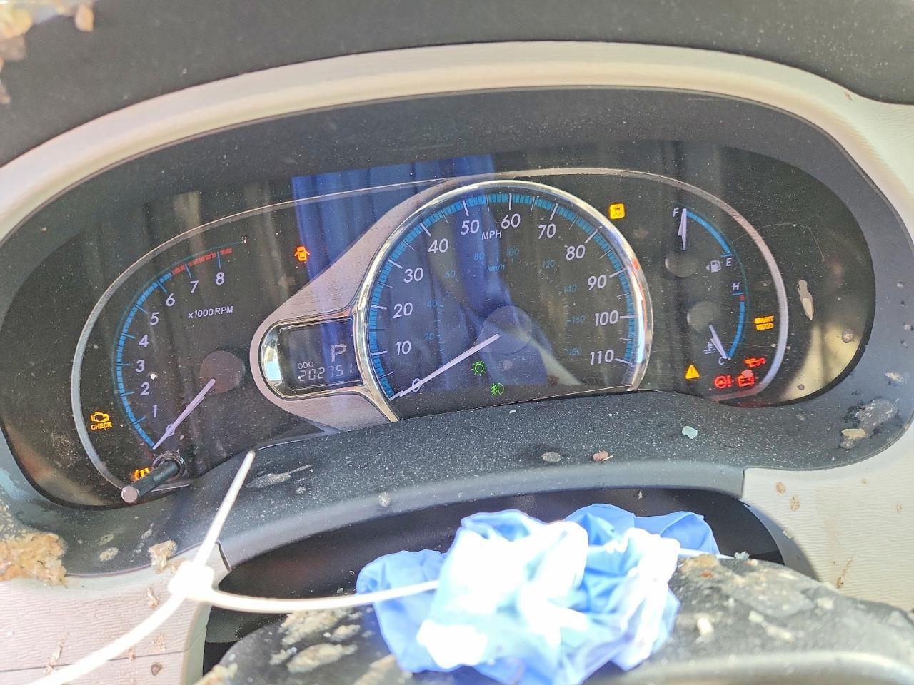2011 TOYOTA SIENNA
