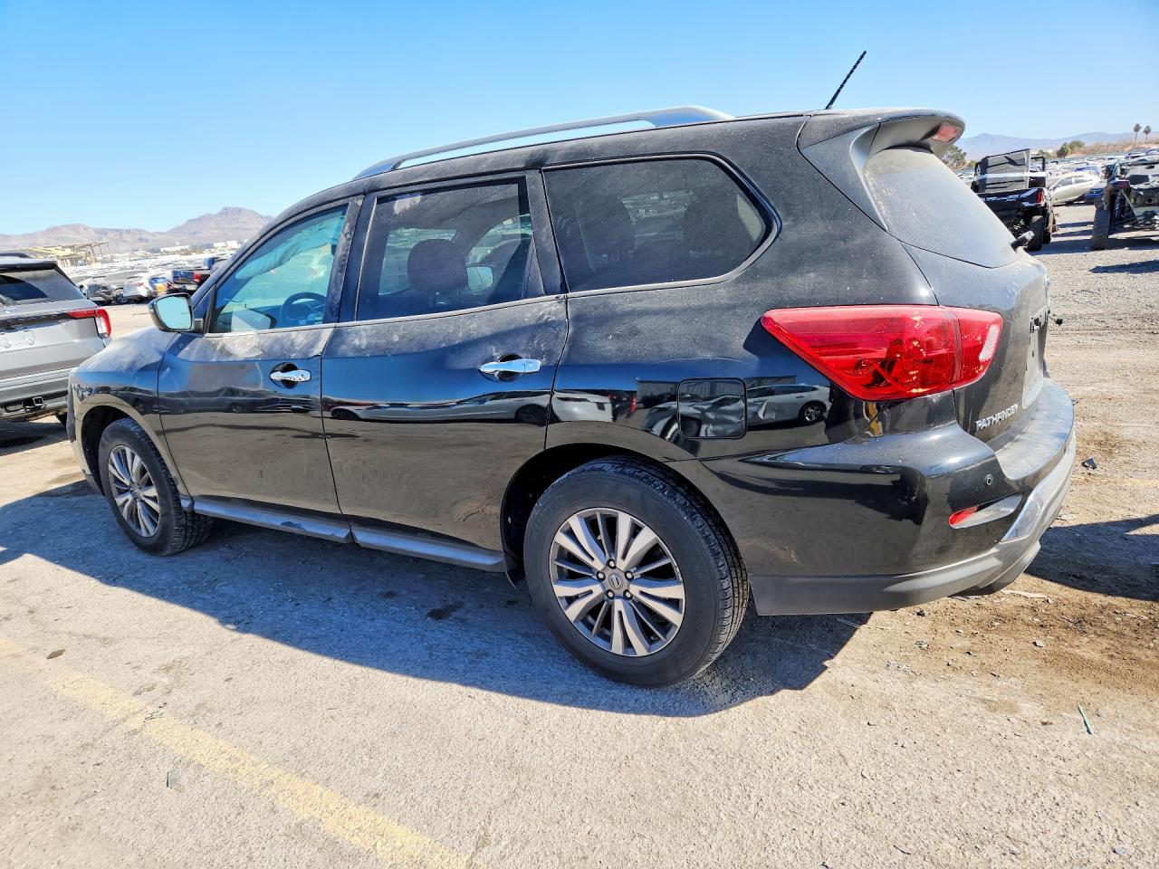 2018 NISSAN PATHFINDER