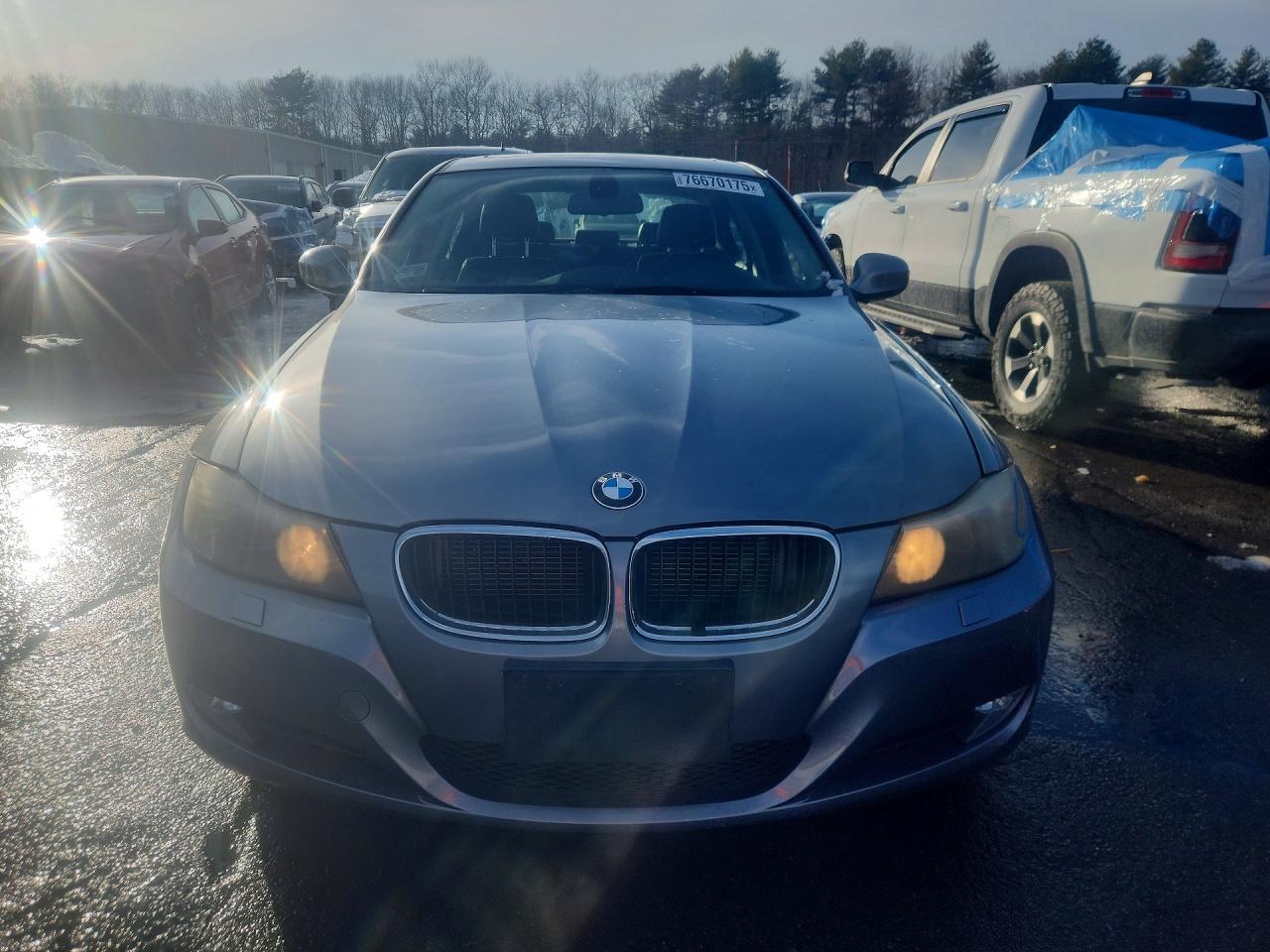 2011 BMW 3 SERIES