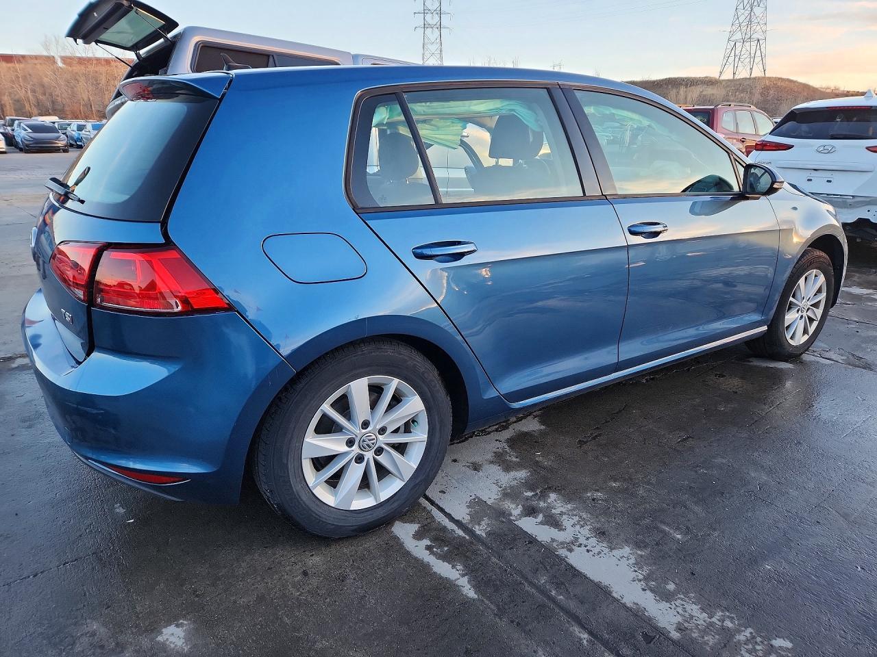 2017 VOLKSWAGEN GOLF