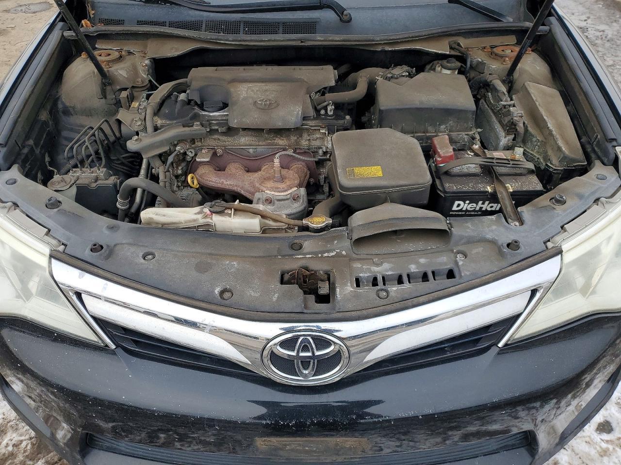 2014 TOYOTA CAMRY