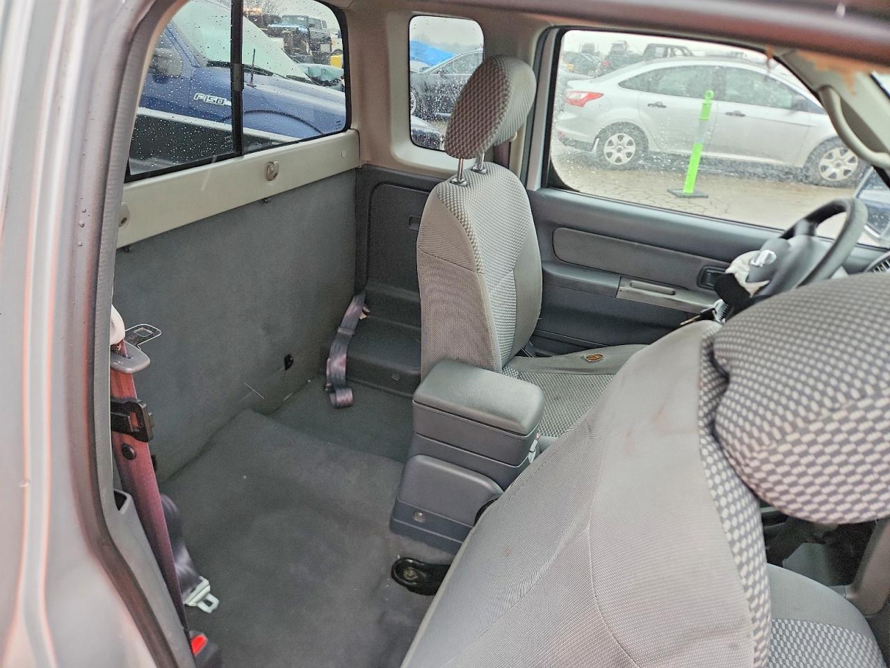 2002 NISSAN Frontier