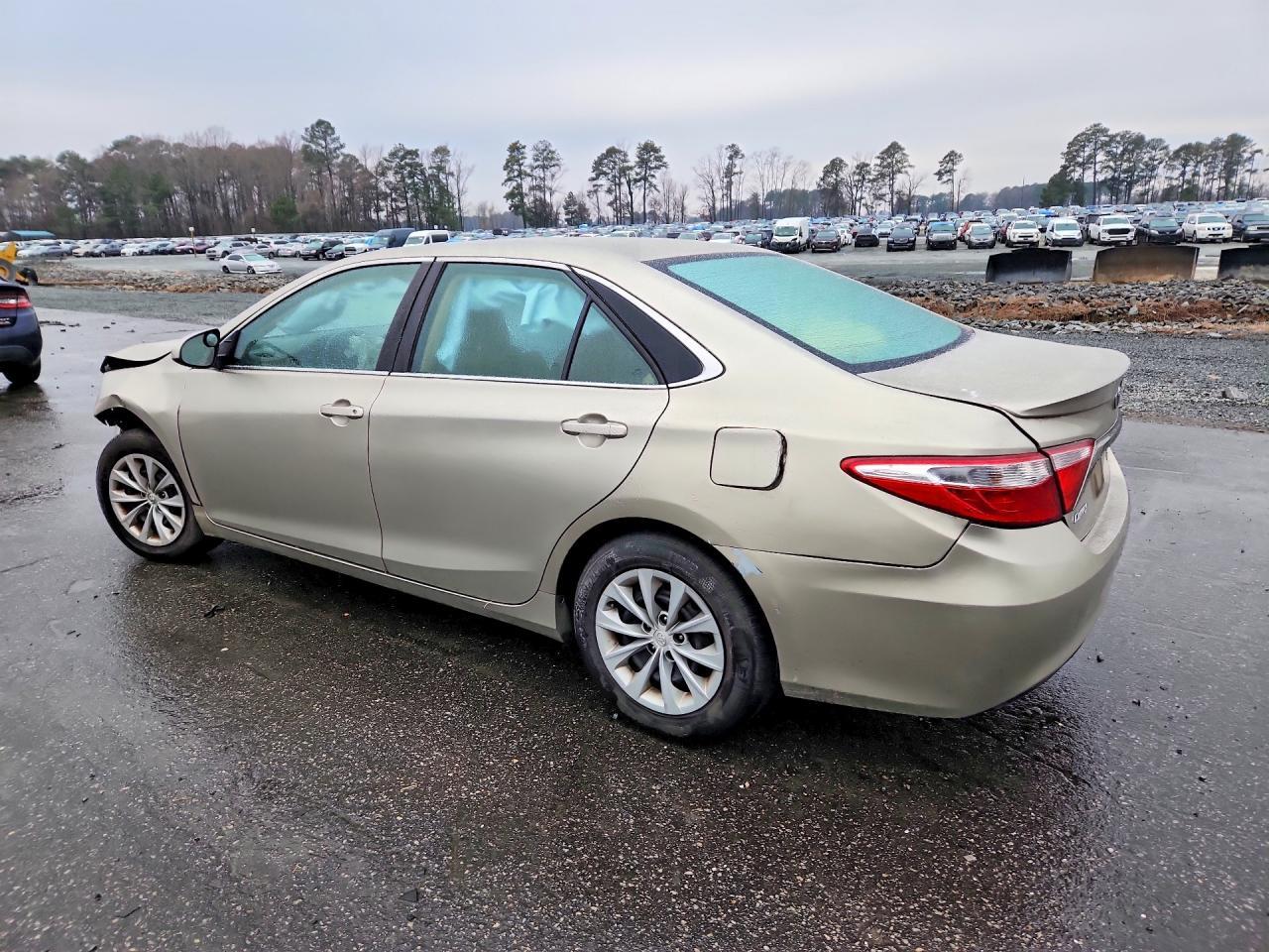 2017 TOYOTA CAMRY