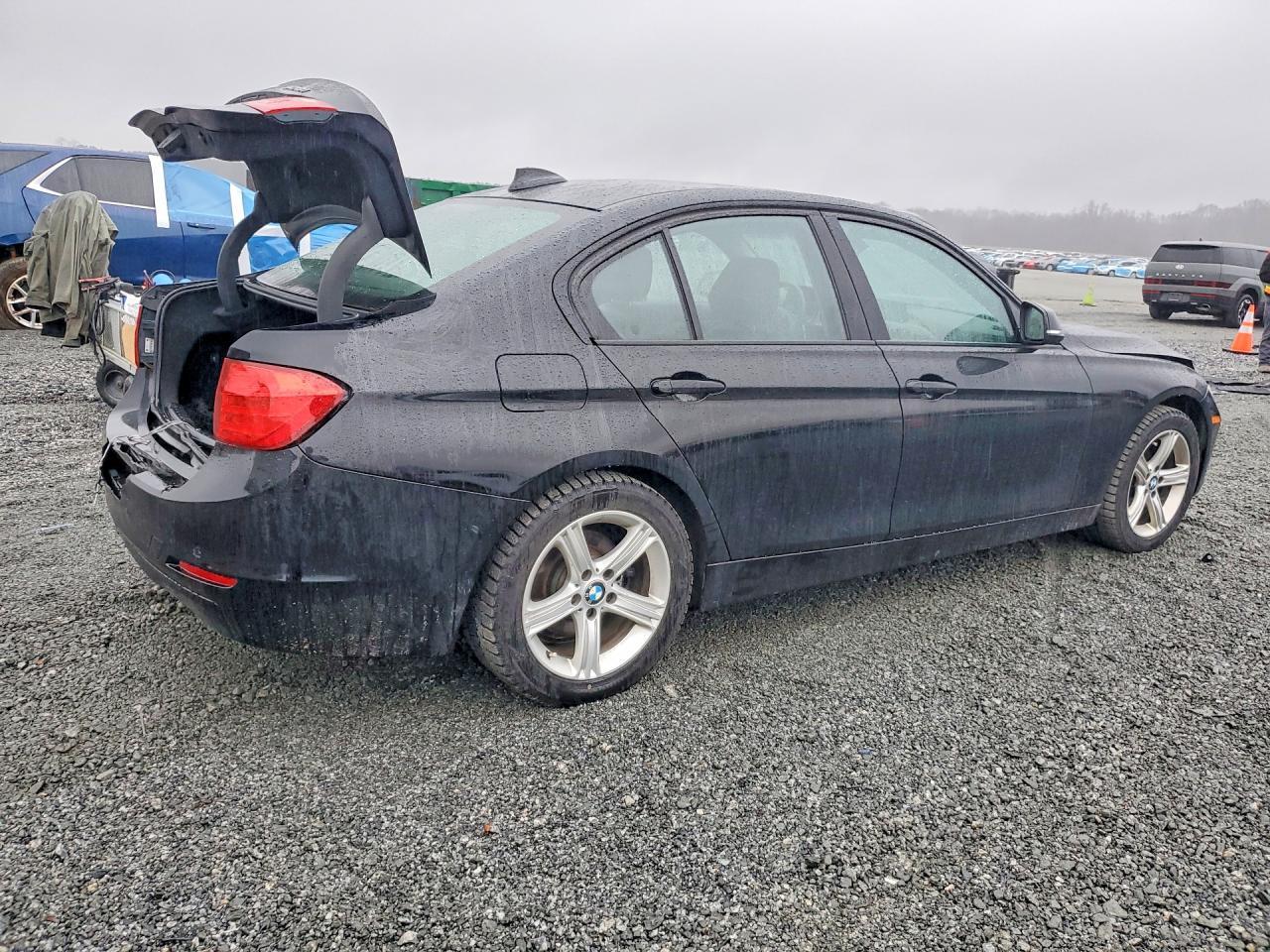 2013 BMW 3 SERIES