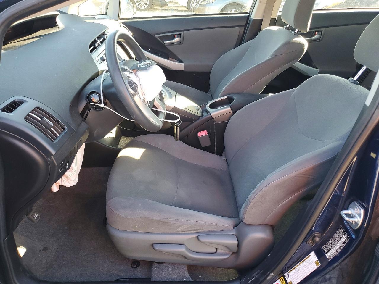2013 TOYOTA PRIUS