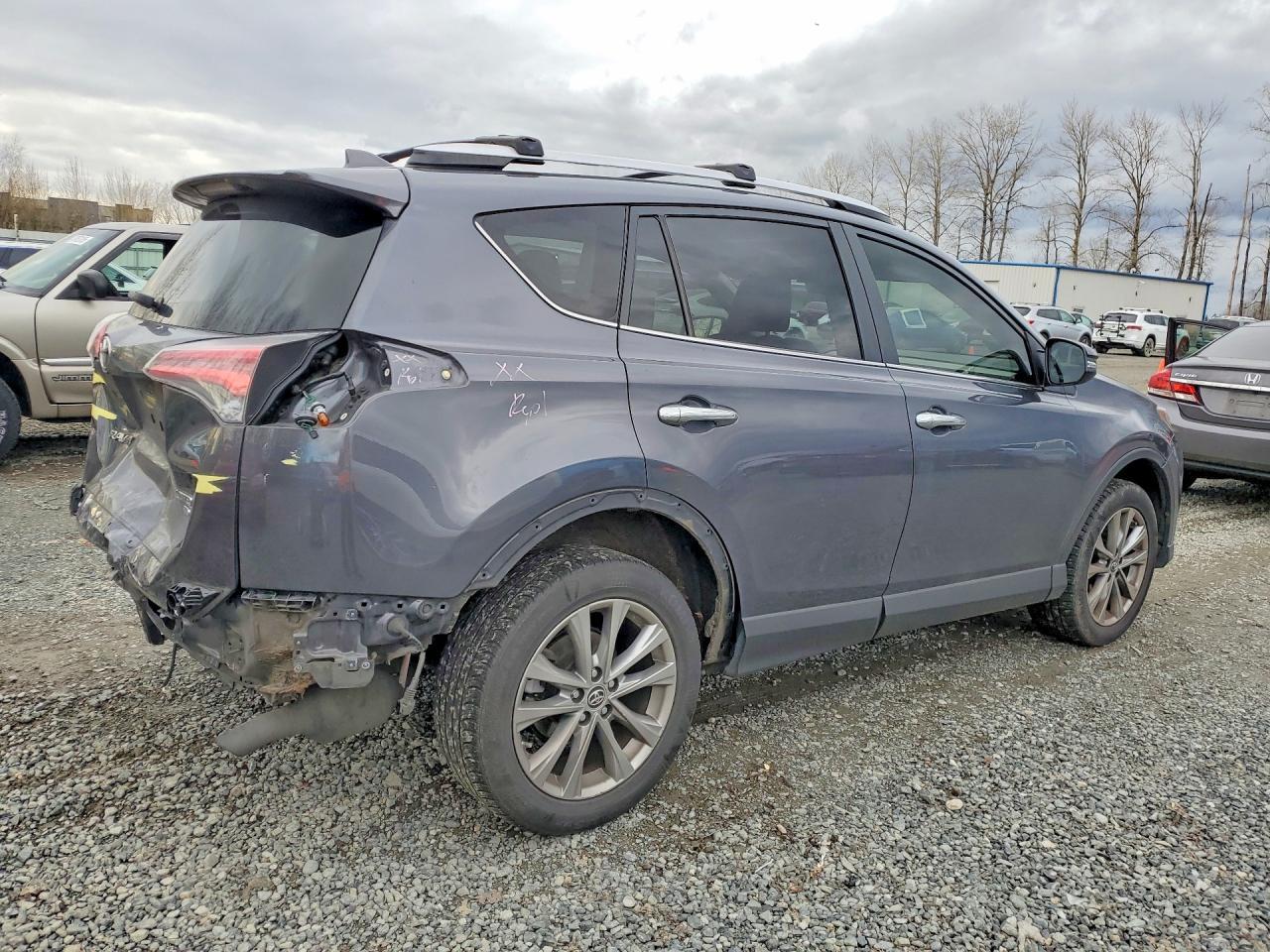 2016 TOYOTA RAV4