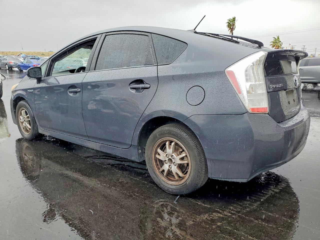 2010 TOYOTA PRIUS