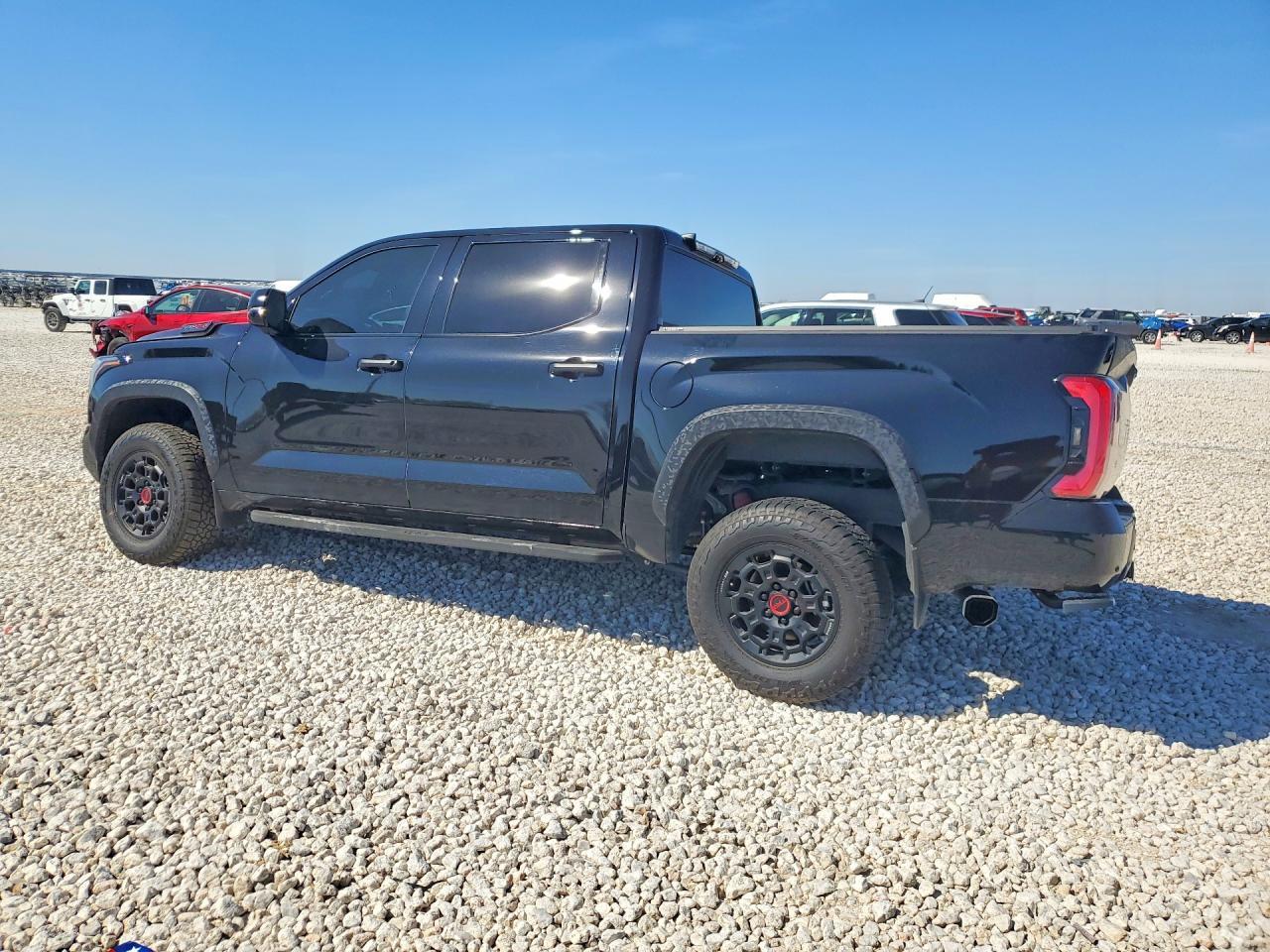 2025 TOYOTA TUNDRA