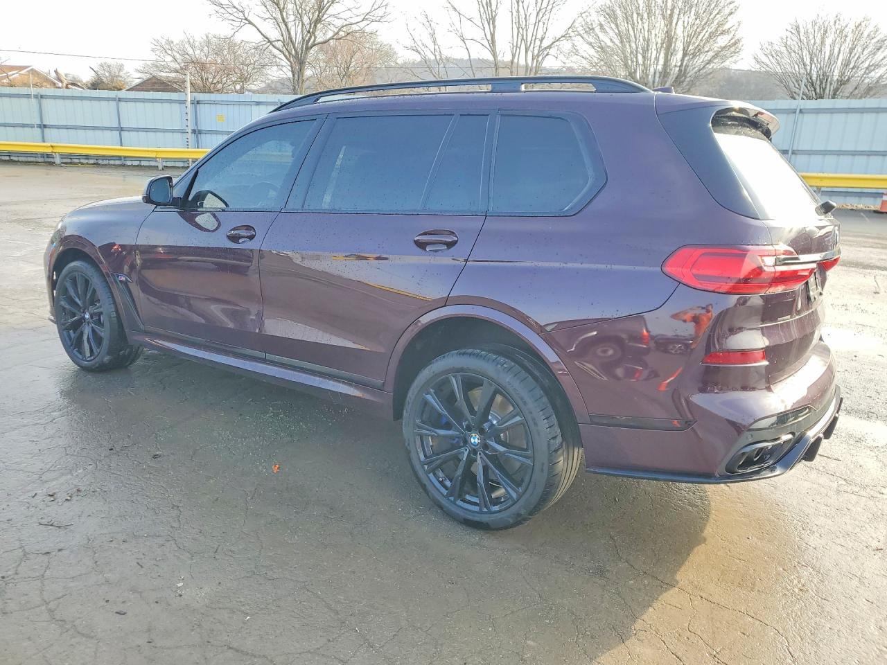 2022 BMW X7