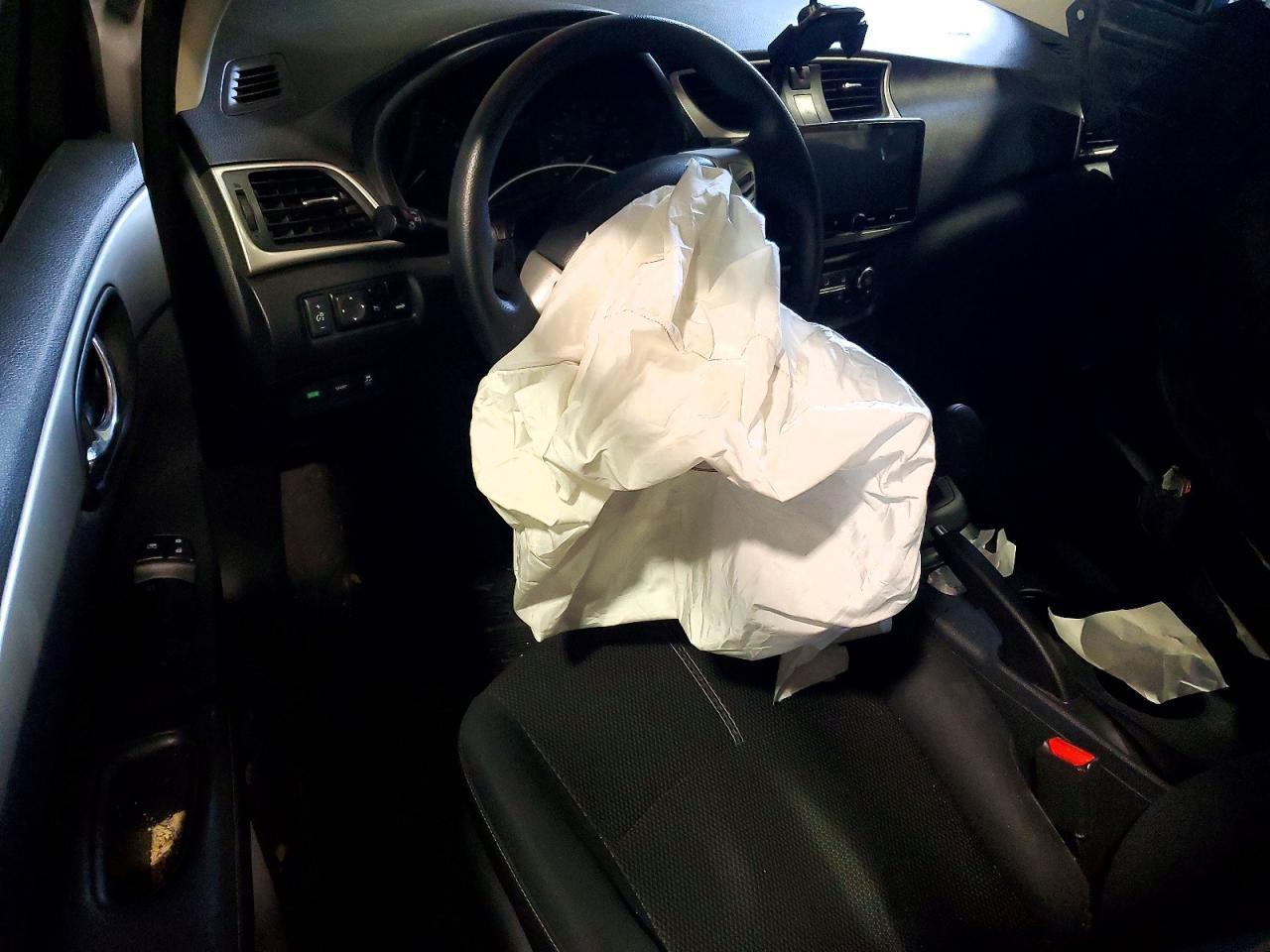 2016 NISSAN SENTRA