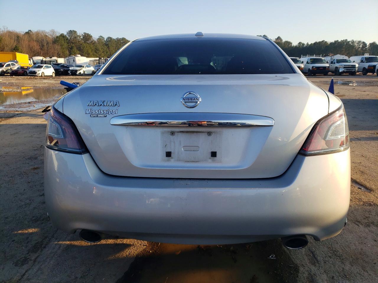 2013 NISSAN Maxima