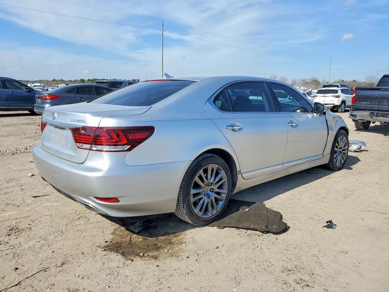 2013 LEXUS LS 460